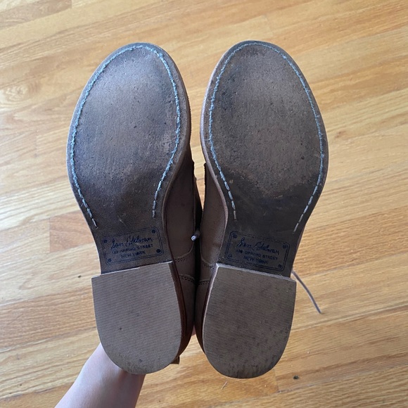 Sam Edelman Mare booties in color Putty - Picture 3 of 4